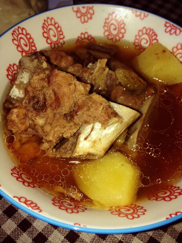 【肉虫子最爱】土豆排骨汤