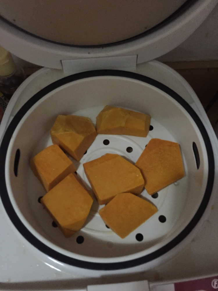 南瓜饼的做法图解1