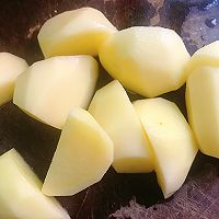 肉丸土豆焖饭（电饭锅版）的做法图解1