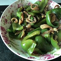 菜椒炒鱿鱼的做法图解6
