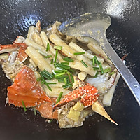 #名厨汁味正当夏#梭子蟹炒年糕 家常做法 美味又简单的做法图解11