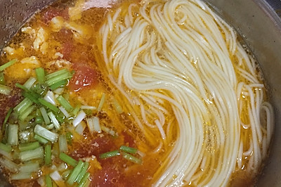 番茄鸡蛋汤面