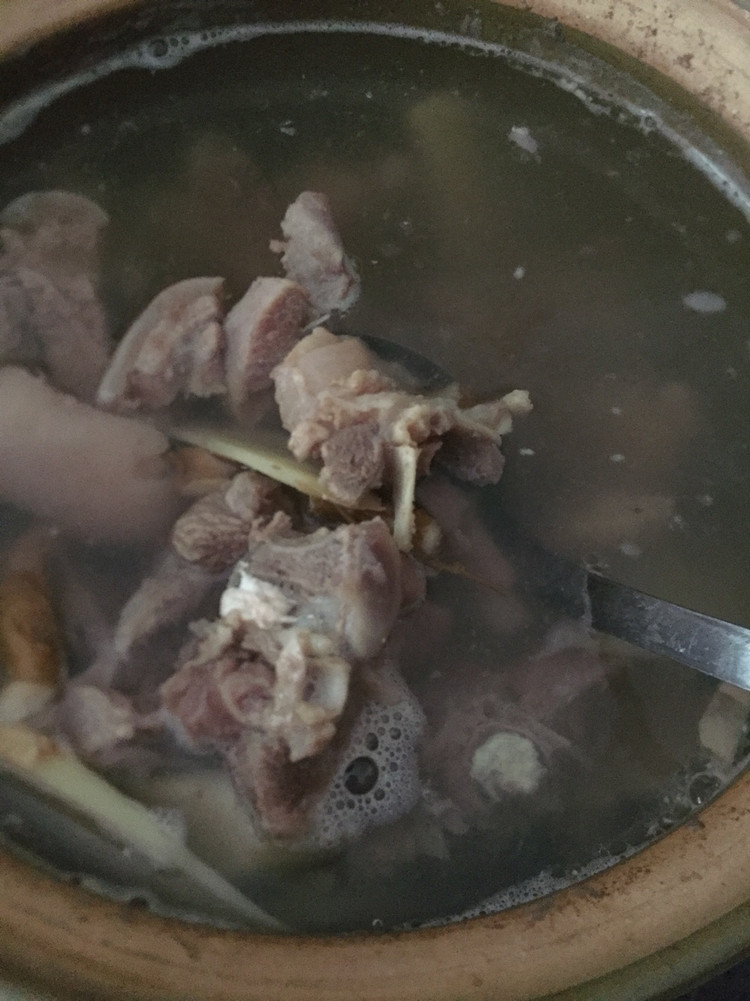 养生当归羊肉汤的做法