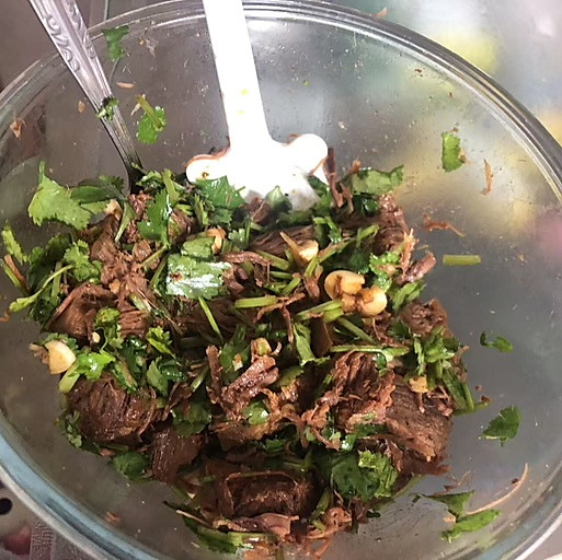 凉拌香菜牛肉的做法
