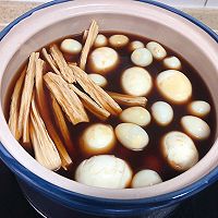 卤蛋的做法图解5