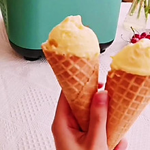 给家人做一份零添加剂的芒果果肉甜筒冰淇淋#舌尖上的端午#