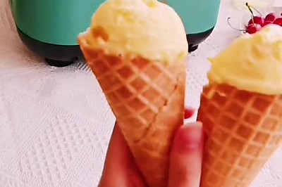 给家人做一份零添加剂的芒果果肉甜筒冰淇淋
