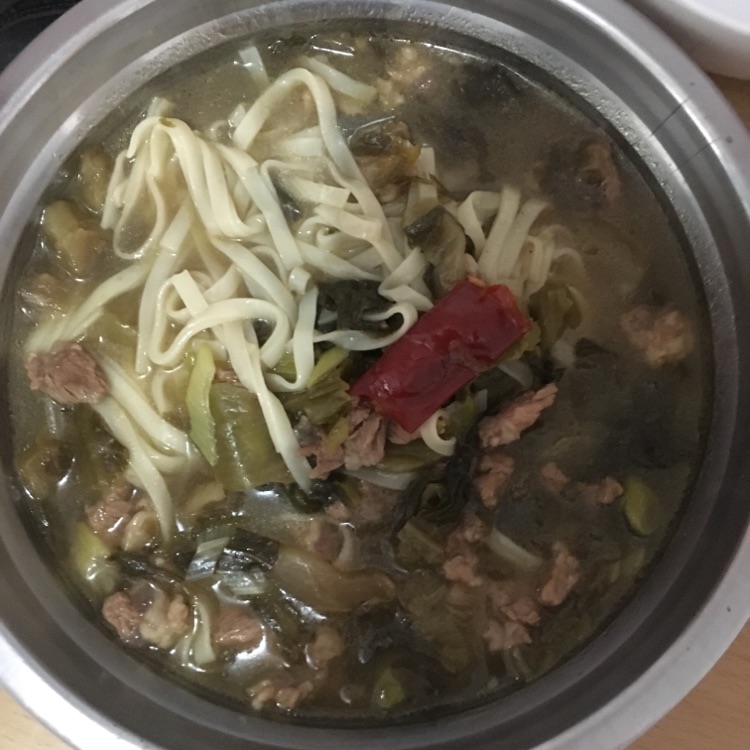 老坛酸菜肉丁面