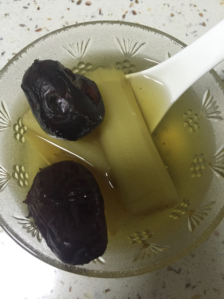 冰糖甘蔗葧荠红枣甜品的做法