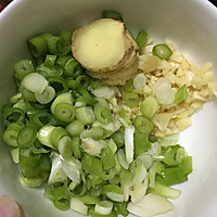东北炖鲫鱼的做法图解2
