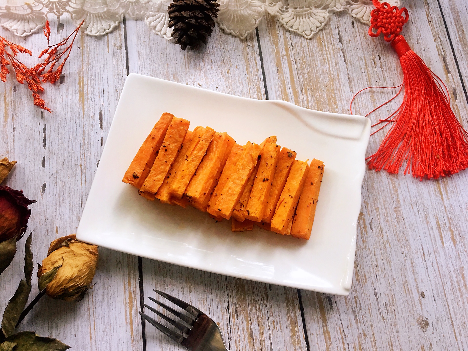 Roasted sweet potato with black pepper