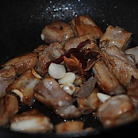 梅菜干土豆片焖排骨的做法图解9