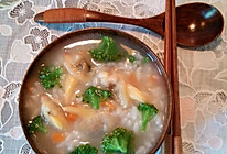 海鲜粥（家常蚬子蔬菜粥）的做法