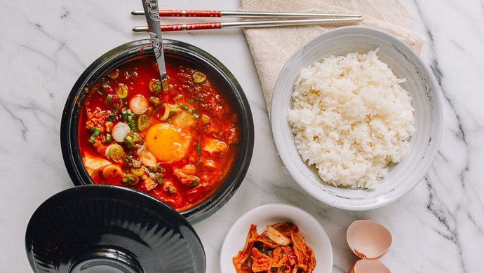 韩式嫩豆腐汤 （순두부찌개）| 原锅原汁原味