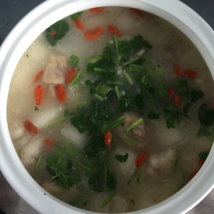 羊肉萝卜汤