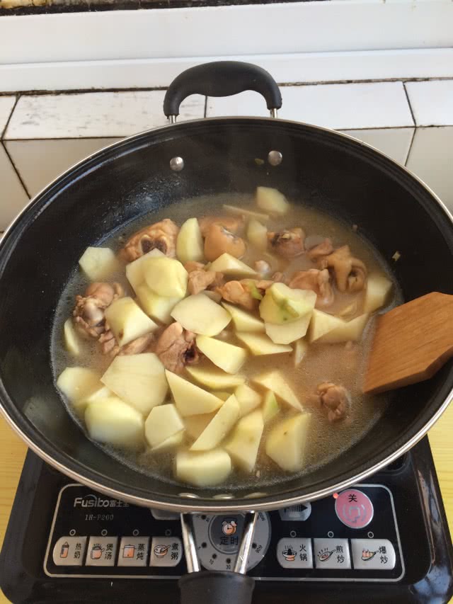 鸡腿炖土豆的做法图解8