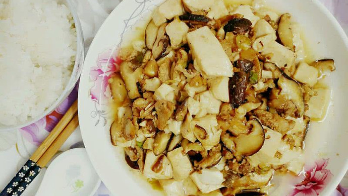 超下饭的肉末香菇豆腐