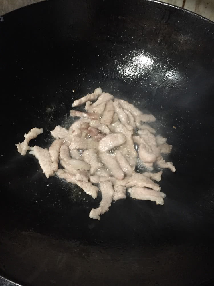 丝瓜肉片的做法图解3