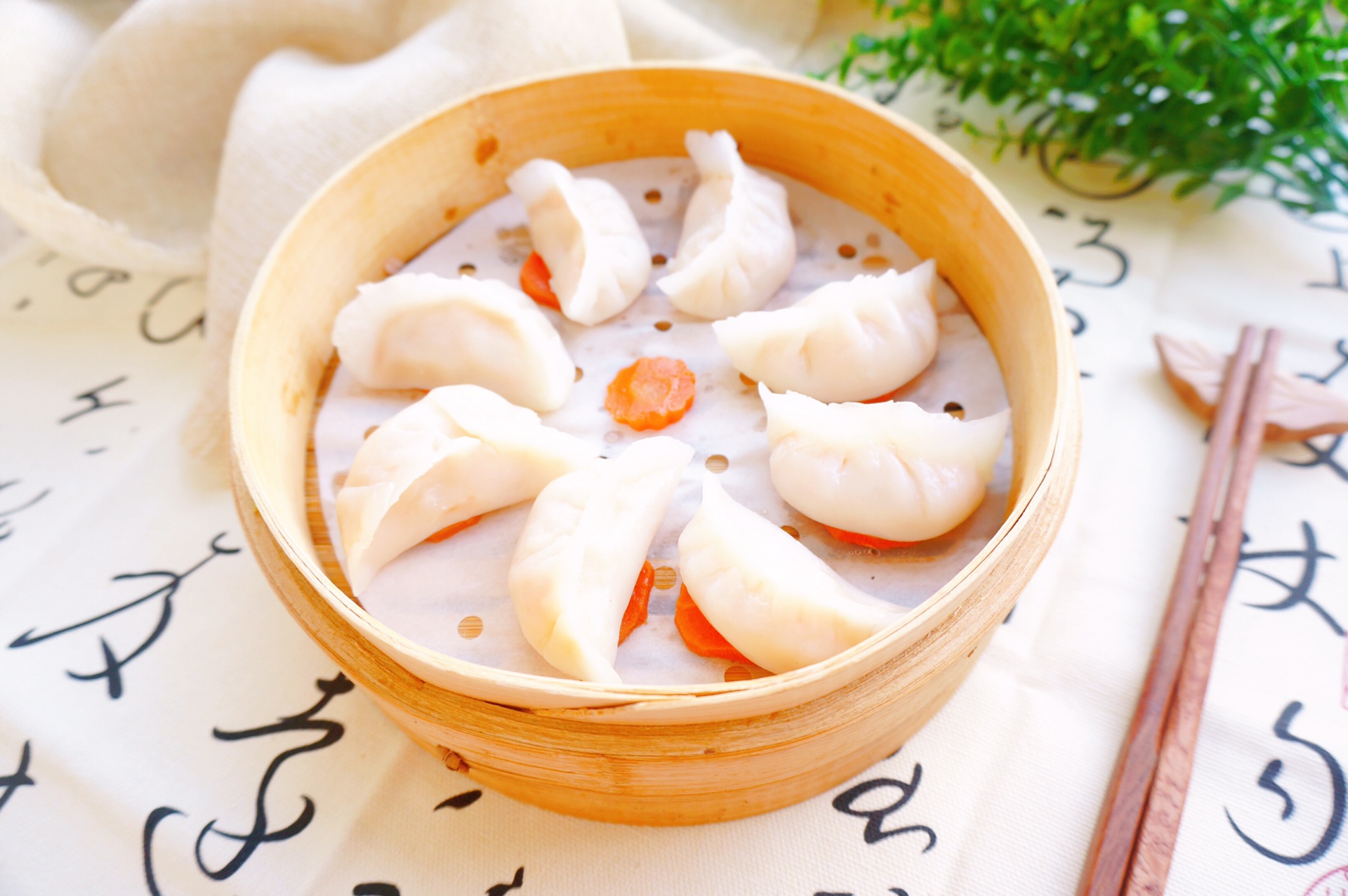 Shrimp dumpling, supplementary food