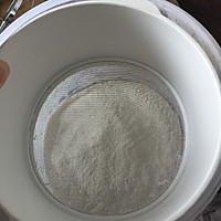 樱花慕斯蛋糕的做法图解4