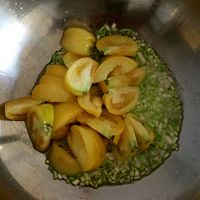 紫菜蛋花汤的做法图解2