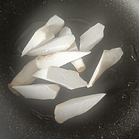 #非你莫“薯”挑战赛# 橘味杏鲍菇配薯角的做法图解2