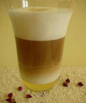 牛奶蜂蜜咖啡-Cafe con leche