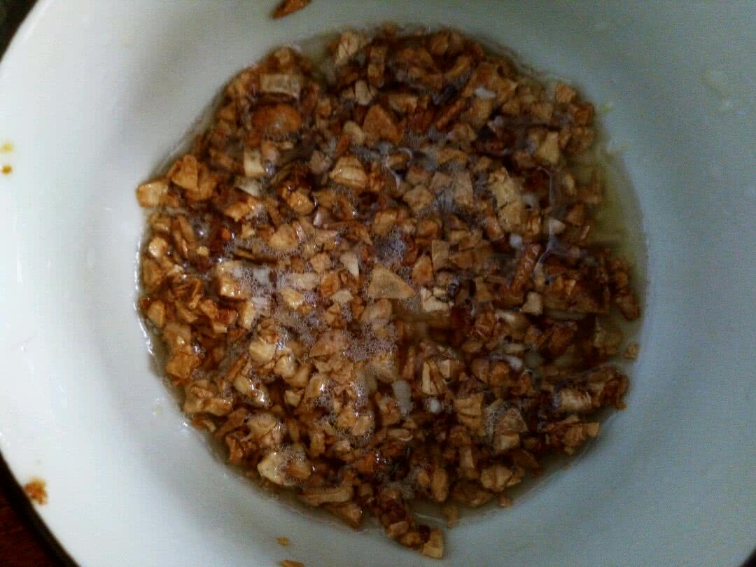蒜蓉粉丝蒸大虾的做法图解4