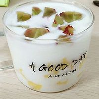 减肥水果酸奶的做法图解1