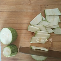 西葫芦炒肉的做法图解3
