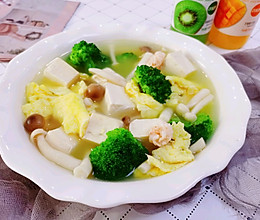 #夏日开胃餐#虾仁豆腐菌菇汤的做法