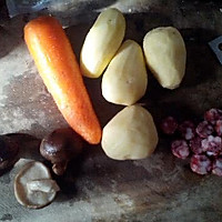 无肉版――土豆咖喱盖浇饭的做法图解1