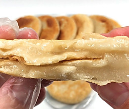 家常烫面糖饼，做法简单一看就会，口感甜而不腻。