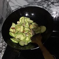 香干炒西葫芦的做法图解4