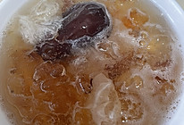 桃胶炖银耳的做法