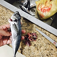 炸鱼的做法图解2