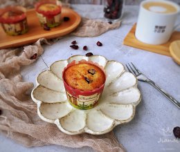 香蕉蔓越莓松糕的做法