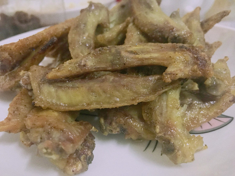 炸鸡翅尖的做法