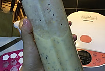 芒果火龙果香蕉奶昔的做法