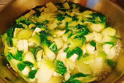 家常汤汤水水-青菜豆腐汤，它有个好听的名字叫翡翠白玉汤
