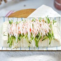 鳕鱼蟹柳黄瓜凉拌豆腐#极地鲜味厨艺大比拼#的做法图解5