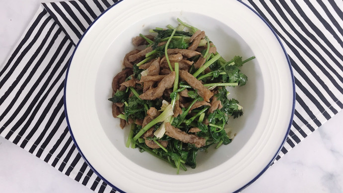 香菜炒牛肉