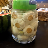 腌糖蒜的季节到啦的做法图解3