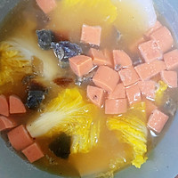 娃娃菜皮蛋汤的做法图解3