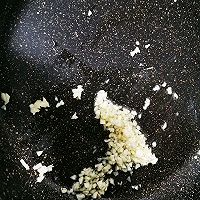 菠菜意面的做法图解1