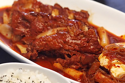 【鹦鹉厨房】韩式辣白菜猪肋排锅
