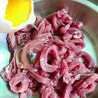蒜苔炒牛肉的做法图解3