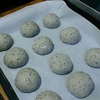 从内至外全是黑芝麻面包的做法图解13