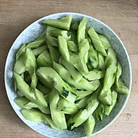 清炒黄瓜的做法图解2