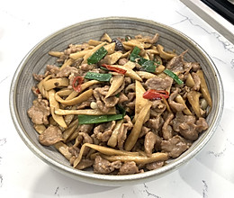 快手家常菜之杏鲍菇炒猪颈肉的做法